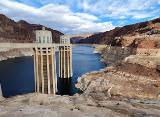 arizona/lake-mead/landmark/hoover-dam-spillway-house