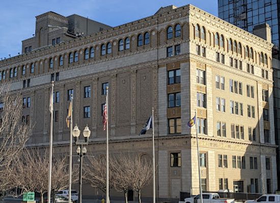 michigan/grand-rapids/landmark/lyon-square