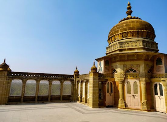 india/kutch/landmark/vijay-villas-palace