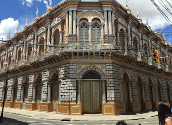 bolivia/tarija-valley/landmark/casa-dorada