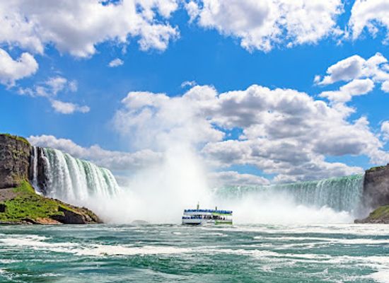 canada/niagara-peninsula/landmark/maid-of-the-mist