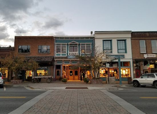 california/gold-country/landmark/historic-downtown-truckee-visitor-center