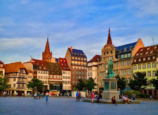 france/strasbourg/landmark/place-kleber