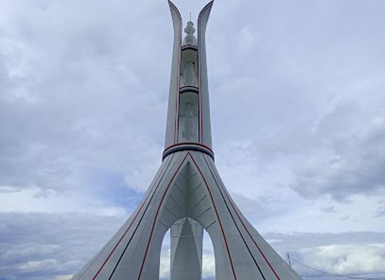 indonesia/north-sumatra/landmark/tugu-toga-aritonang