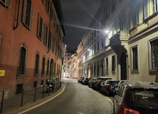 italy/milan/landmark/palazzo-taverna