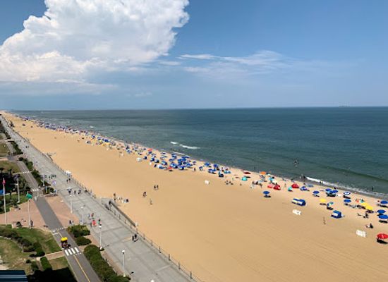 virginia/virginia-beach/oceanfront/landmark/virginia-beach-boardwalk