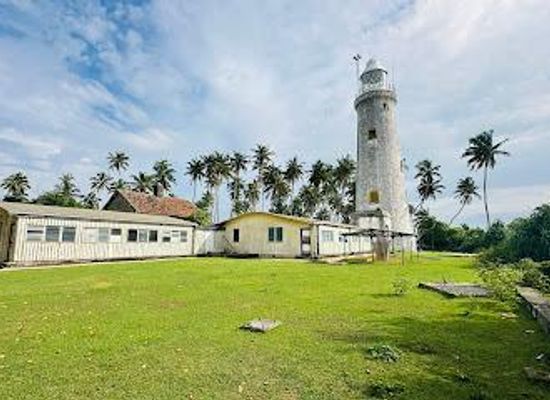 sri-lanka/kalutara-district/landmark/barberyn-lighthouse-beruwala-lighthouse