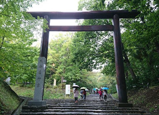 japan/sapporo/landmark/hokkaido-shrine-mikado
