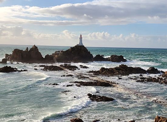 jersey/saint-brelade/landmark/strong-point-corbiere