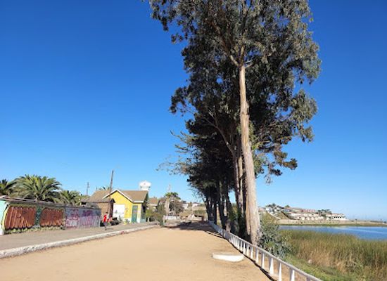 chile/pichilemu/landmark/old-train-station
