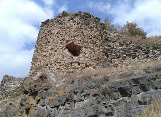 armenia/syunik/landmark/krepost-bagaberd