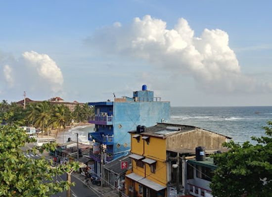 sri-lanka/hikkaduwa/landmark/saffron-robes-gallery-living