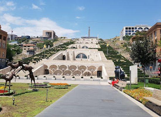 armenia/yerevan/landmark/cascade-complex