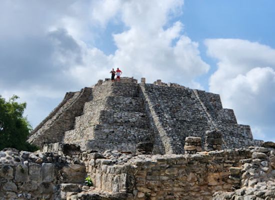 mexico/yucatan-peninsula/landmark/cenote-y-restaurante-tsukan-santuario-de-vida