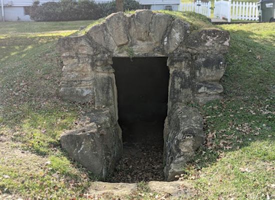 ohio/appalachian-ohio/landmark/morgan-county-dungeon