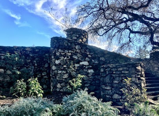 california/bay-area/landmark/joaquin-miller-abbey