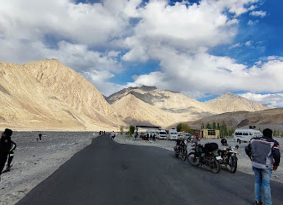 india/leh-ladakh/landmark/milkha-point-atv-bike-ride-nubra-valley