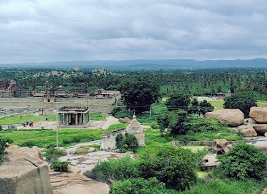 india/hampi/landmark/ancient-mantapa