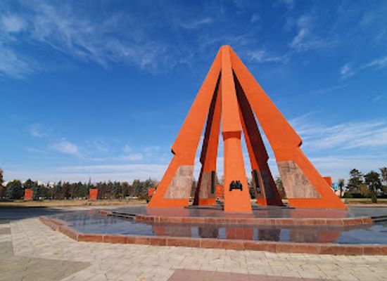 moldova/transnistria/landmark/eternity-memorial-complex