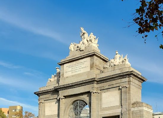 spain/madrid/landmark/toledo-gate