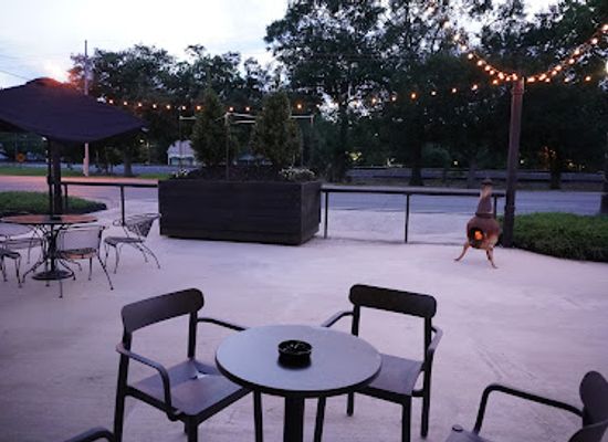 louisiana/slidell/landmark/triangle-square-daiquiris-gone-wild