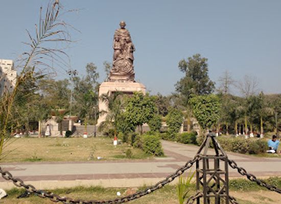 india/patna/landmark/mahatma-gandhi-statue