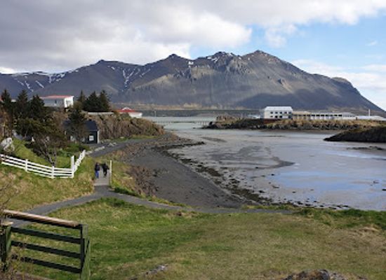 iceland/borgarnes/landmark/bjossarolo-playground