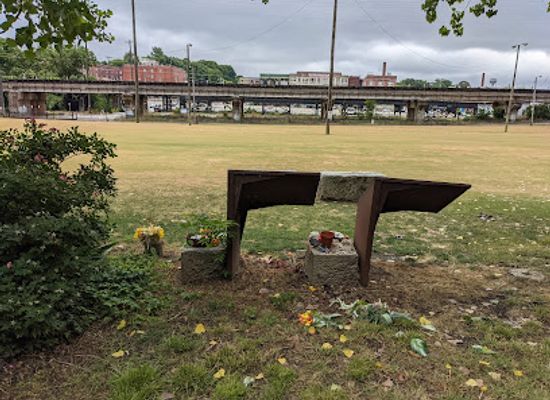 virginia/northern-neck/landmark/shockoe-bottom-african-burial-ground
