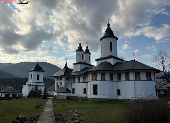 romania/prahova/landmark/cheia-monastery