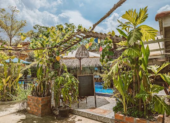 cambodia/kampot-province/landmark/yellow-star-kampot