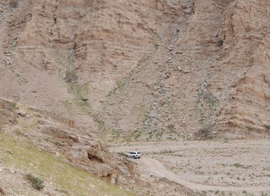 united-arab-emirates/jebel-jais/landmark/owl-s-eye-cave