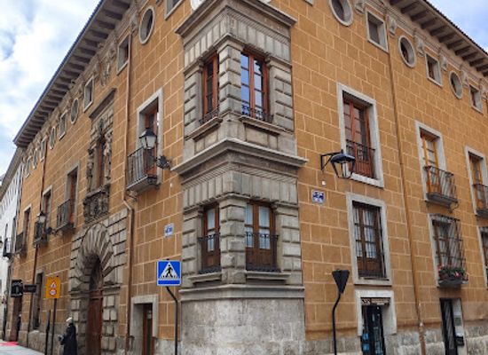 spain/valladolid/landmark/palacio-del-marques-de-valverde