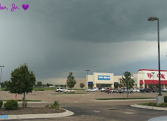 kansas/garden-city/landmark/schulman-crossing-shopping-center