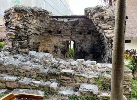 mexico/playa-del-carmen/landmark/ruina-kaan
