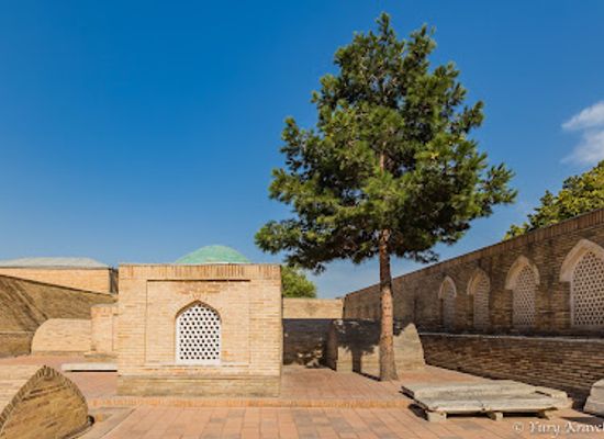 uzbekistan/fergana-valley/landmark/modari-khan-mausoleum