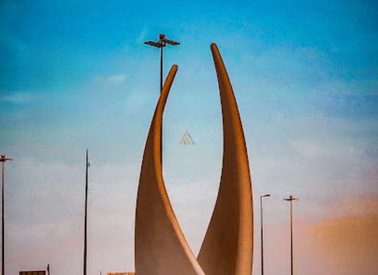 bahrain/manama/juffair/landmark/sail-monument