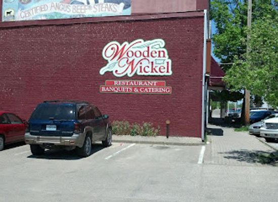 missouri/kirksville/landmark/wooden-nickel