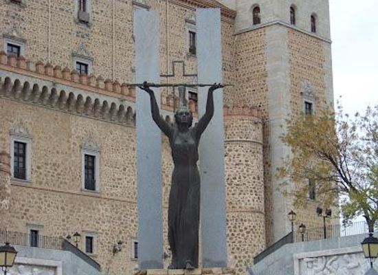 spain/toledo/landmark/monumento-a-la-gesta-del-alcazar