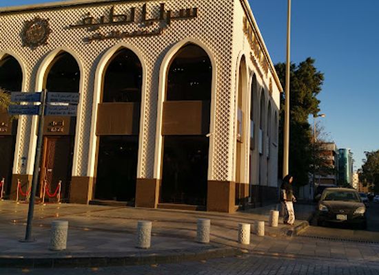 saudi-arabia/jeddah/al-hamra/landmark/palestine-street-walk