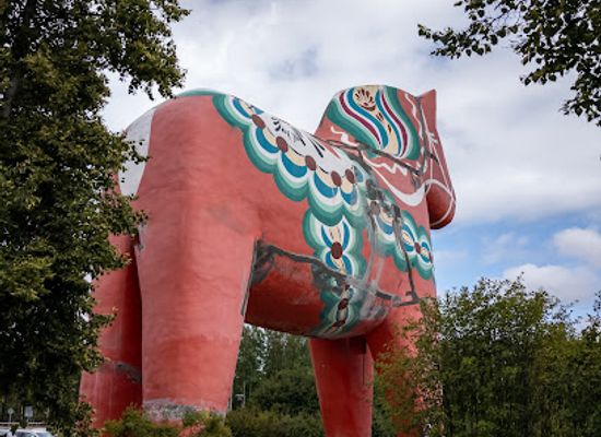 sweden/dalarna/landmark/dalahasten