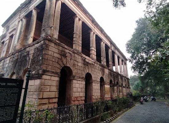 india/lucknow/landmark/bibiapur-kothi