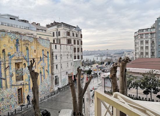 turkiye/istanbul/beyoglu/landmark/the-tunnel-marker