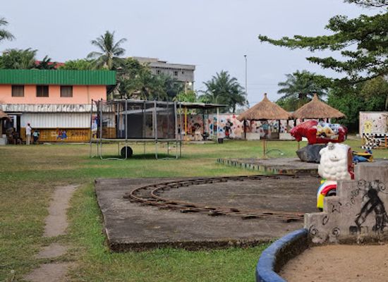 cameroon/adamawa/landmark/aquarius-marina-2000