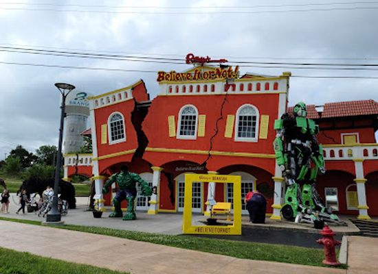 missouri/branson/landmark/ripley-s-believe-it-or-not