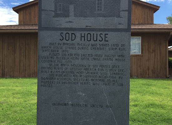 oklahoma/kiamichi-country/landmark/sod-house-museum