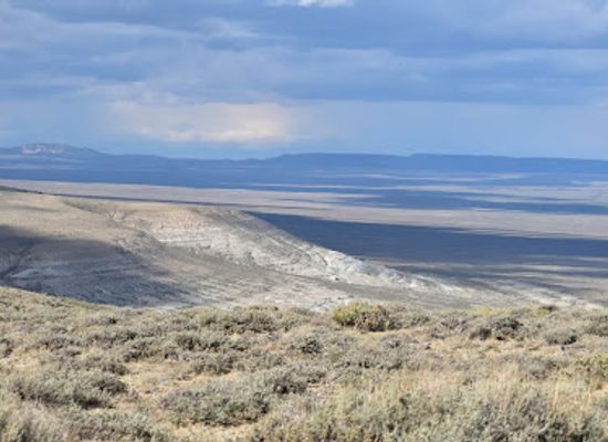 wyoming/sweetwater-county/landmark/pilot-butte-wild-horse-scenic-loop