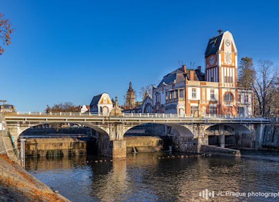 czechia/hradec-kralove/landmark/small-hydroelectric-power-station-hucak