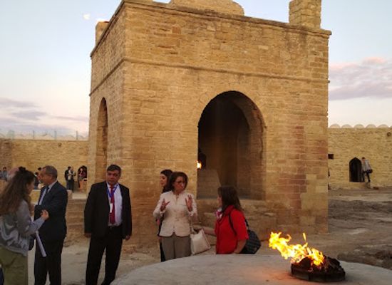 azerbaijan/mugan-plain/landmark/atashgah-zoroastrian-fire-temple