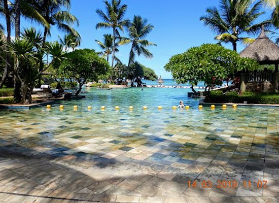 mauritius/flic-en-flac/landmark/sugar-reef-west-coast