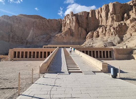 egypt/luxor/west-bank/landmark/west-bank-private-transport-luxor